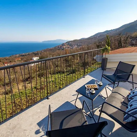 Corichi With Swimming Pool וילה אופטיה