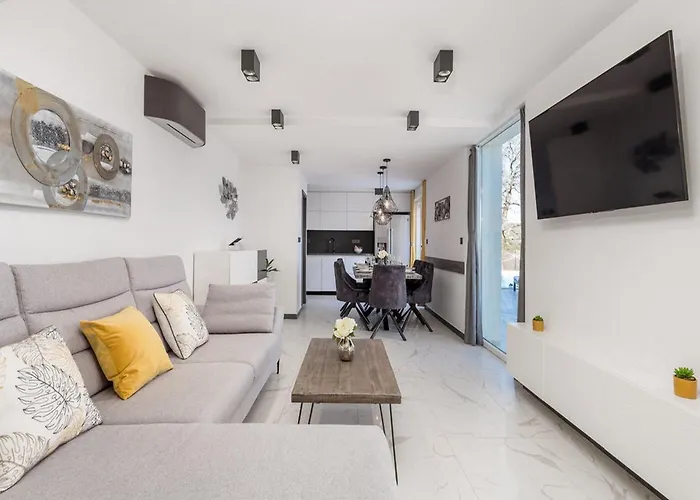 Corichi With Swimming Pool וילה *